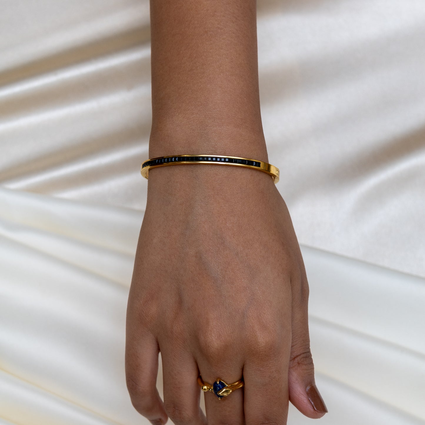 Urban Rani Regal Strands Bangle
