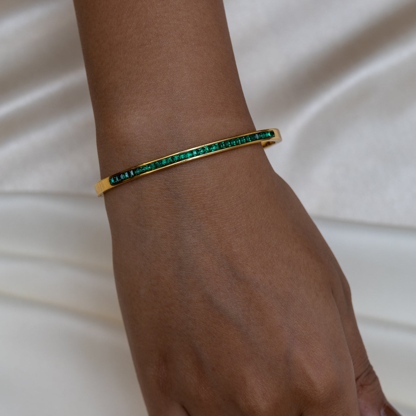 Urban Rani Regal Strands Bangle