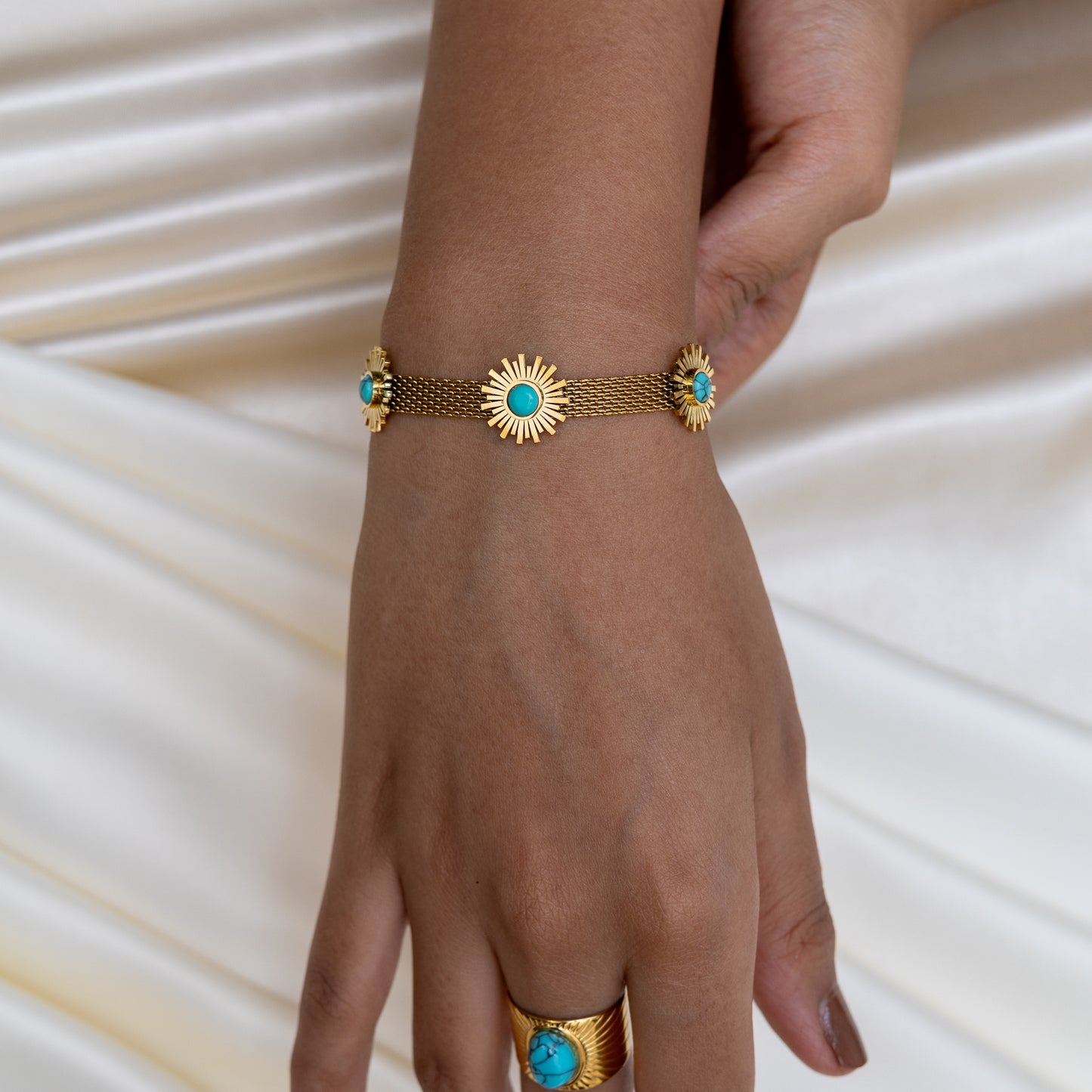 Urban Rani Azure Rays Bracelet