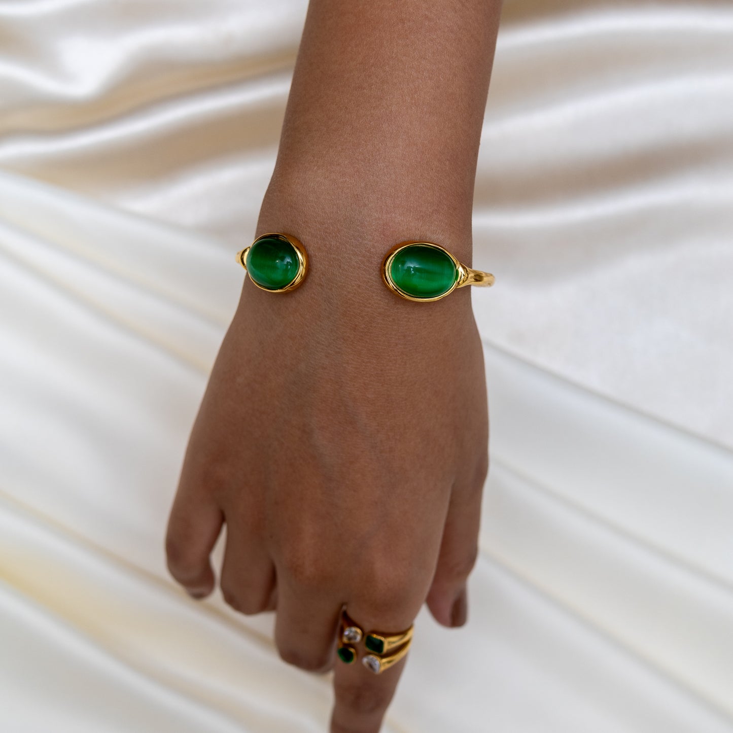 Urban Rani Oval Grace Open Bracelet
