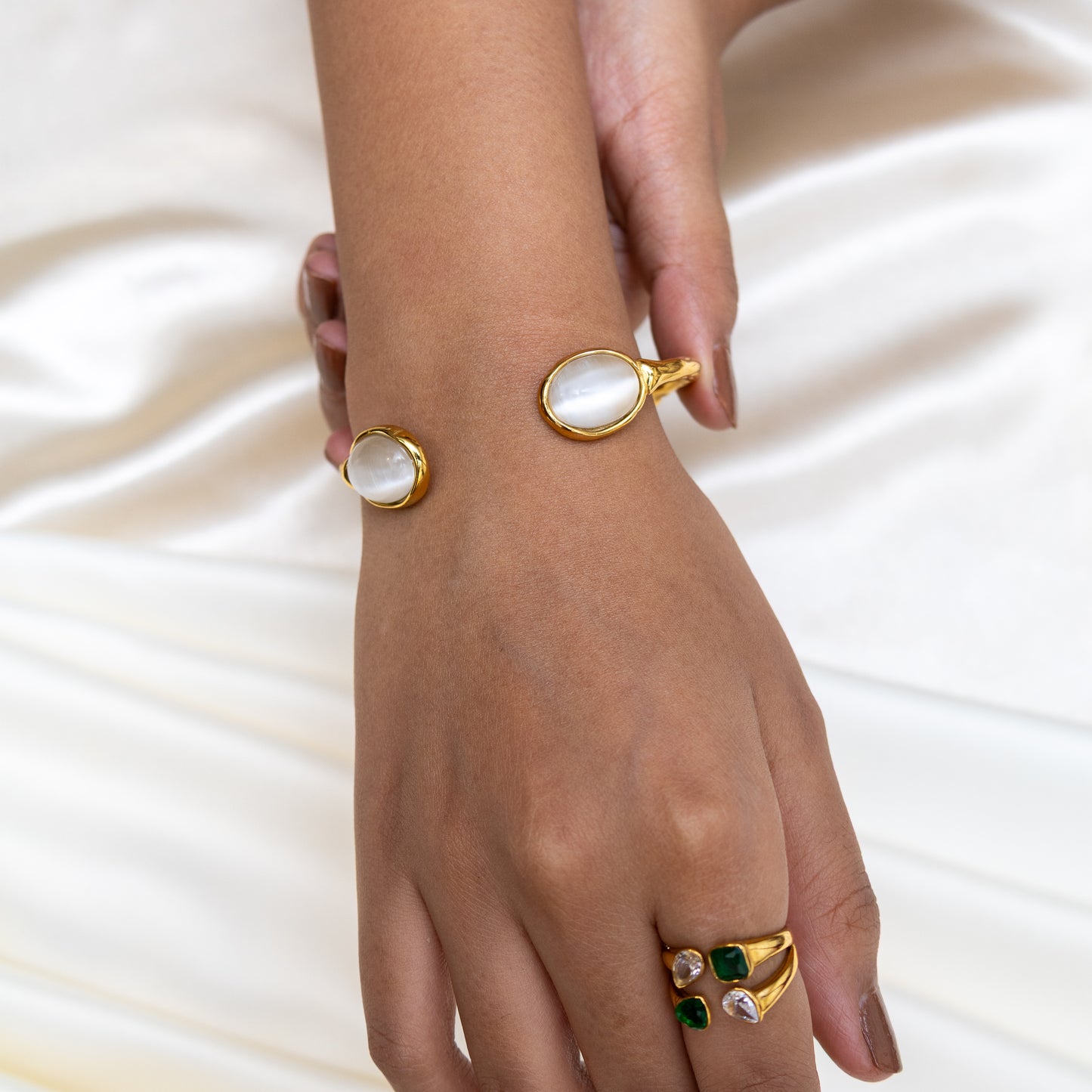 Urban Rani Oval Grace Open Bracelet