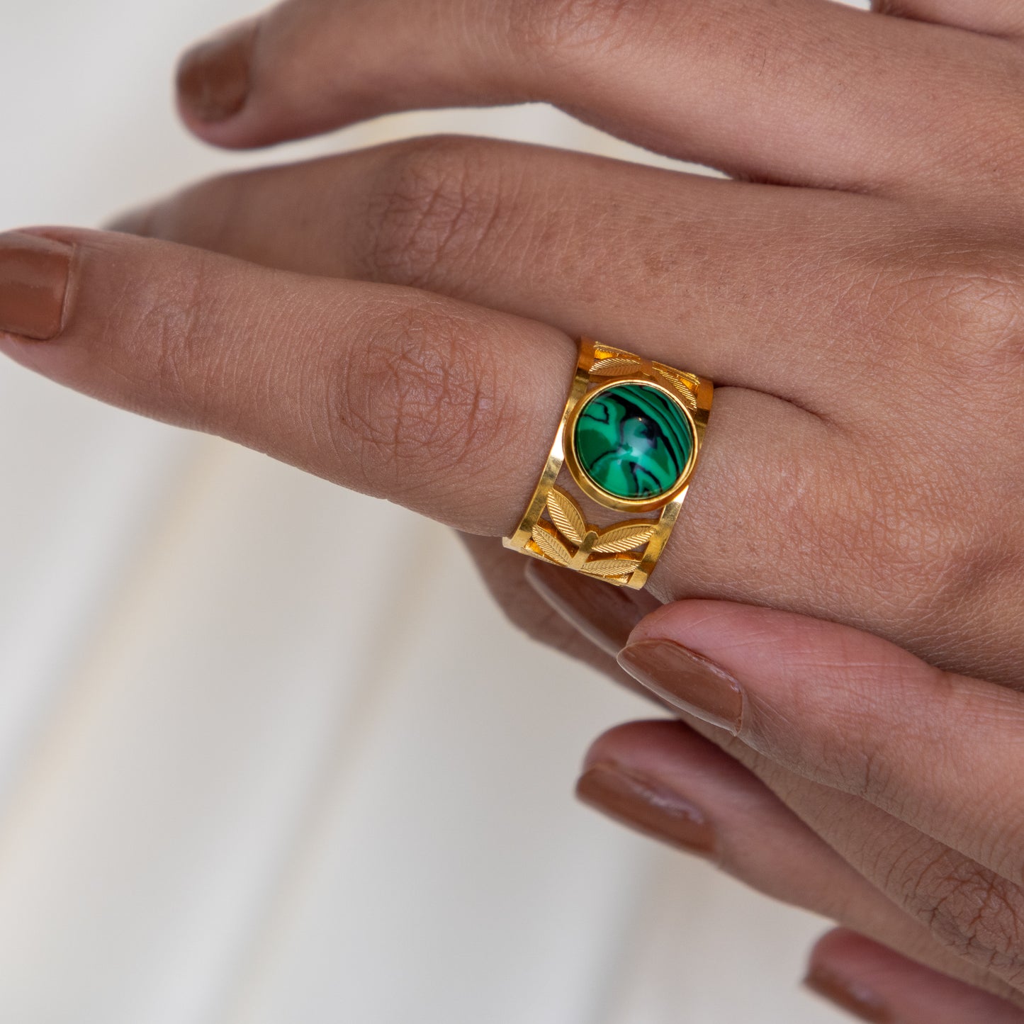 Urban Rani Golden Leaves Ring