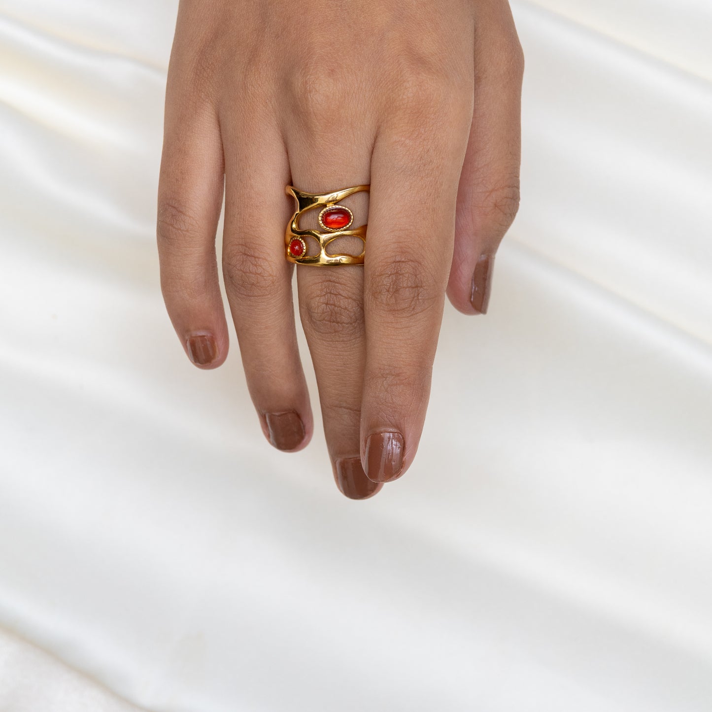 Urban Rani - Ruby Waves Ring