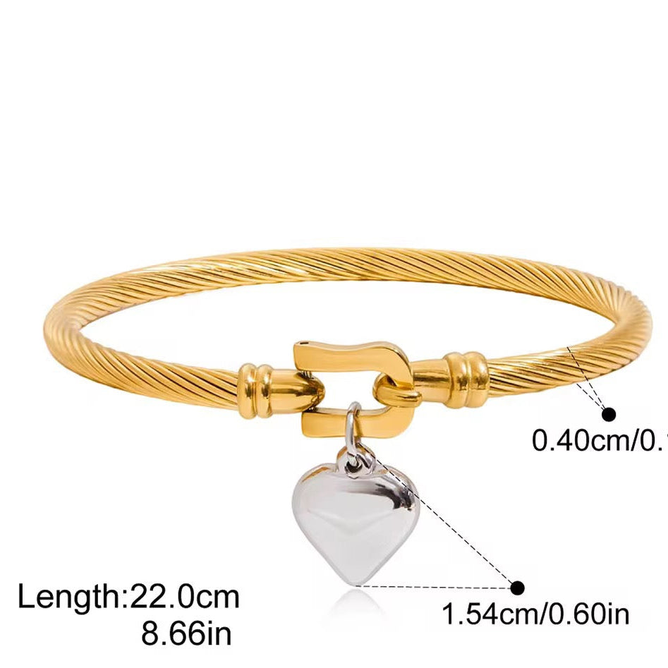 Heartline bracelet