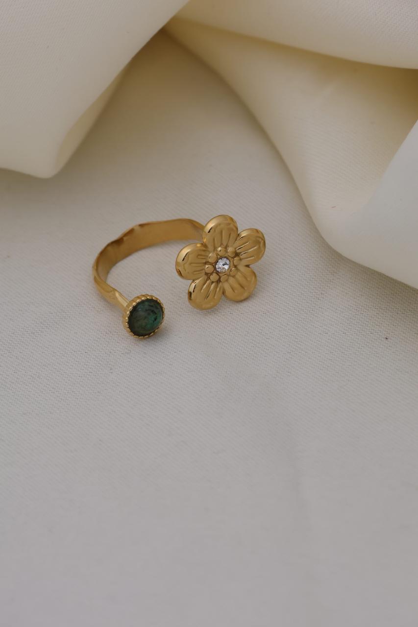 Urban Rani Bloom Ring