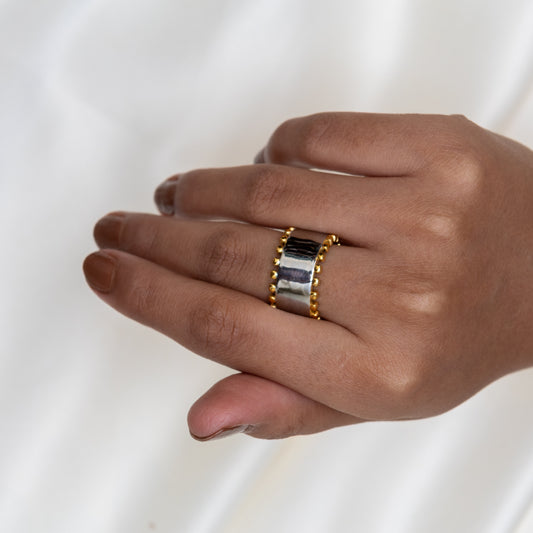 Two Tone Regal Band