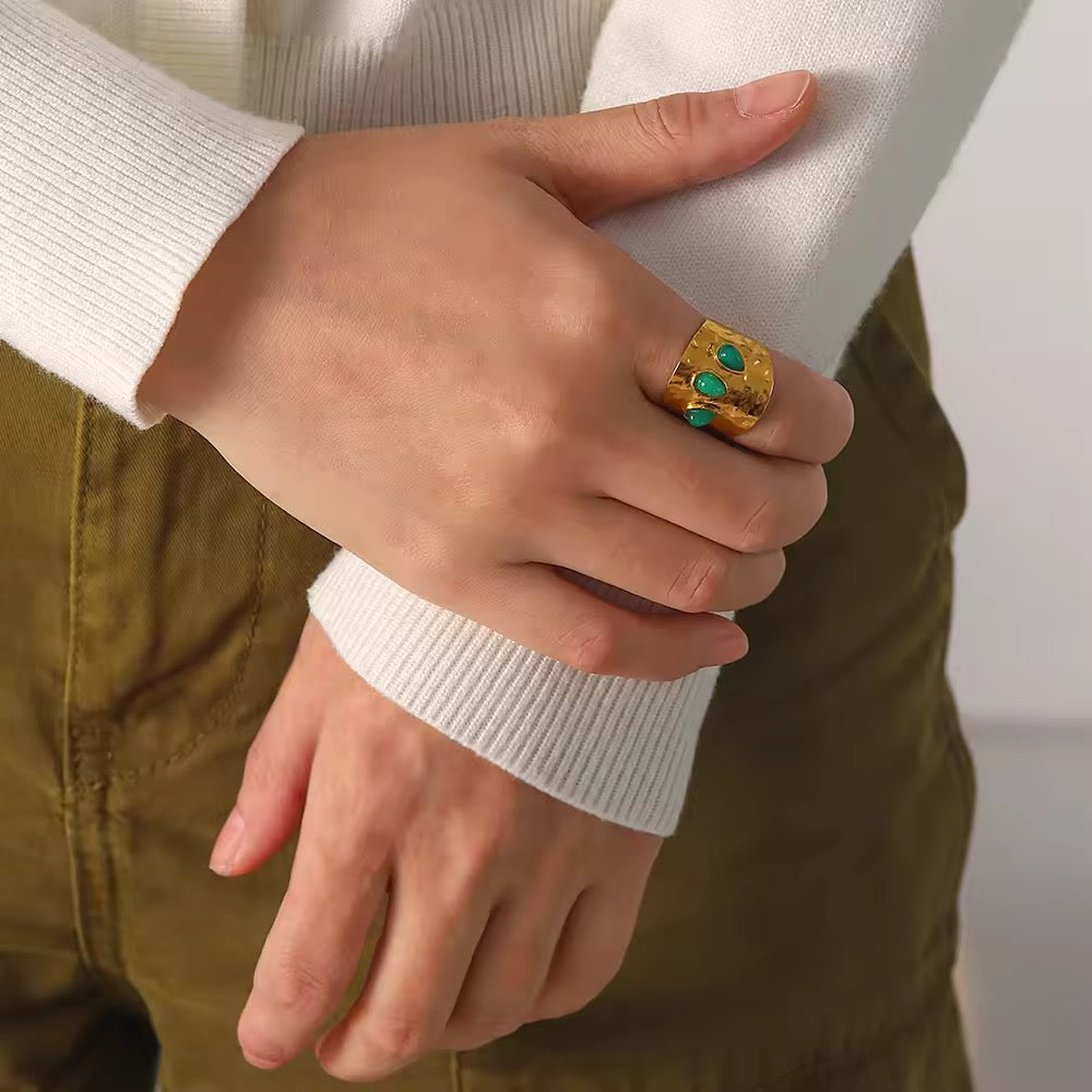 Emera Ring