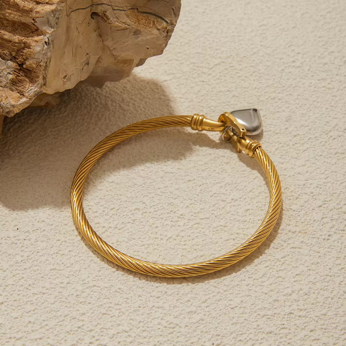 Heartline bracelet
