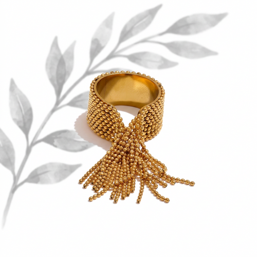 Tinsel Fringe Ring