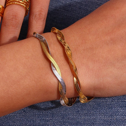 Two Tone Harmony Twist Bracelet