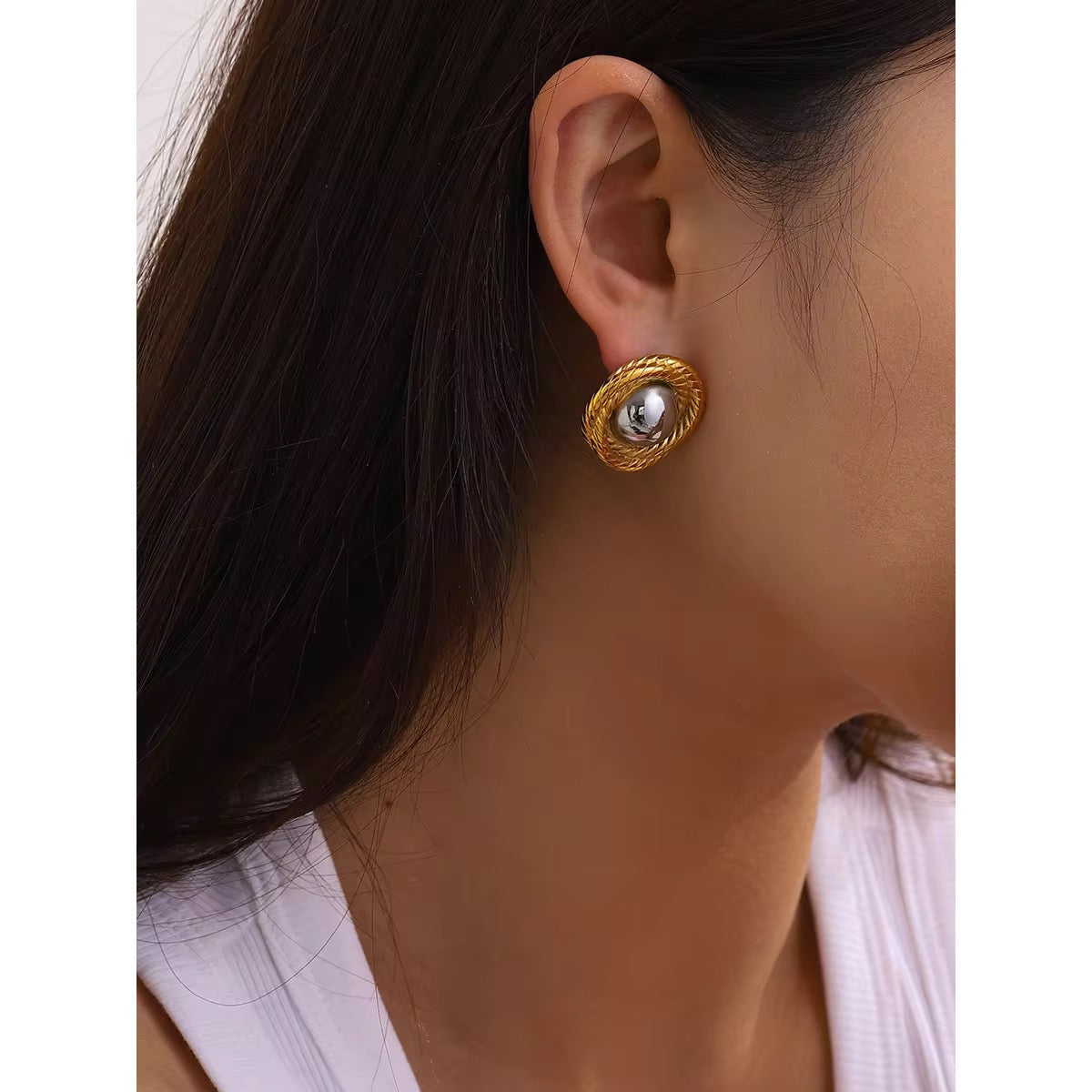 Bianca Studs