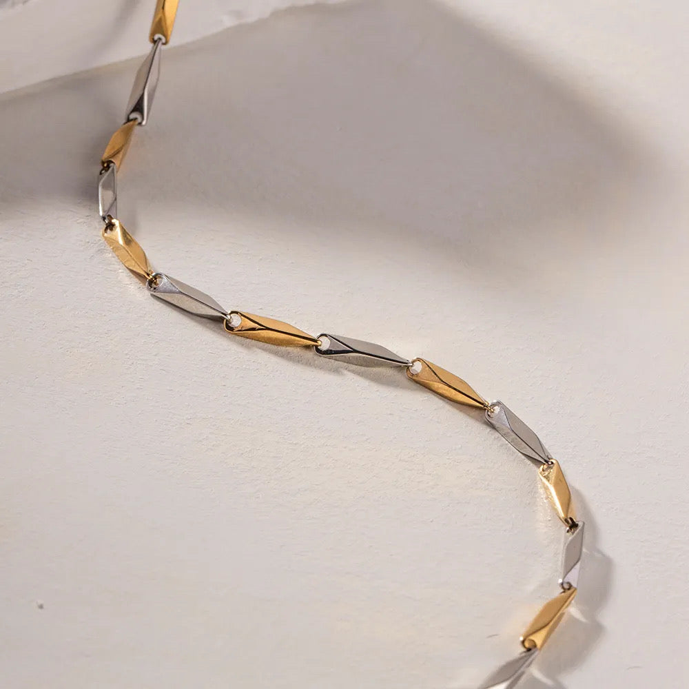 Divine Edge Chain