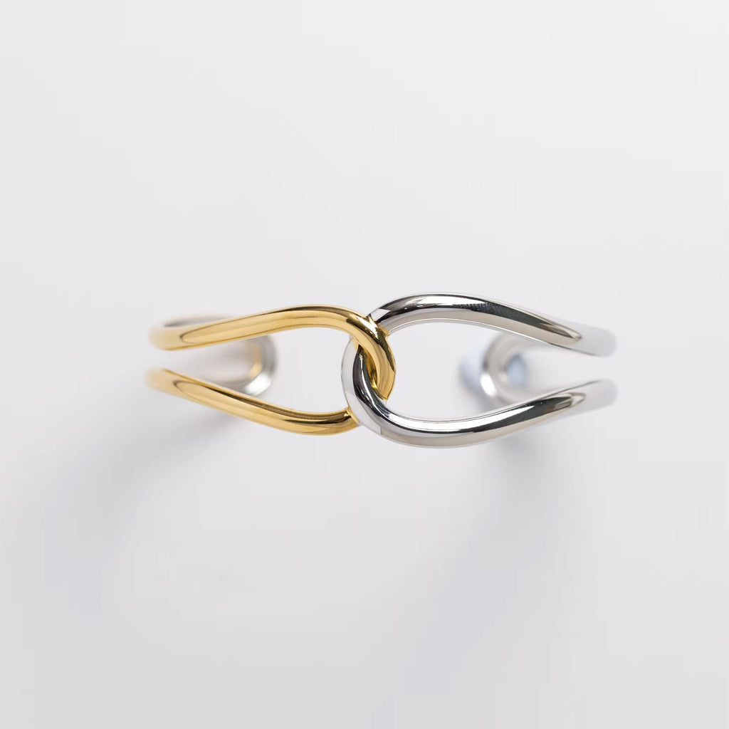 Interlock Bracelet