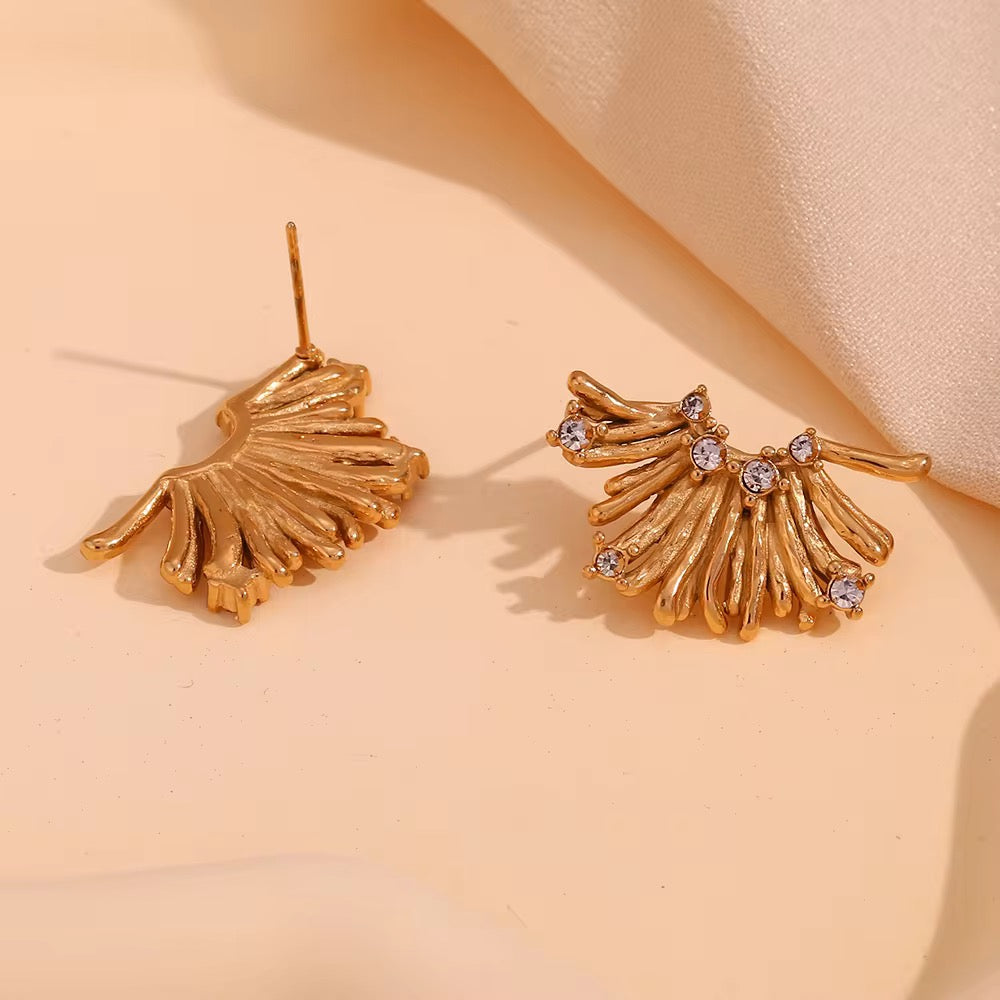 Solenne Studs