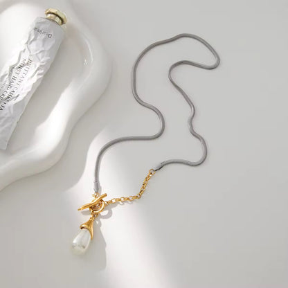 Elowen Necklace