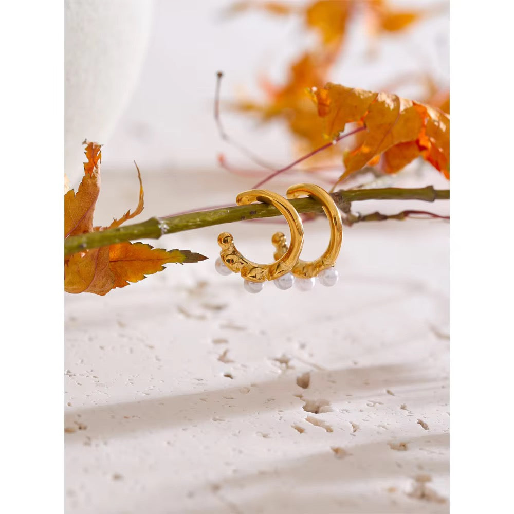 Maisie Pearl Ear Cuff