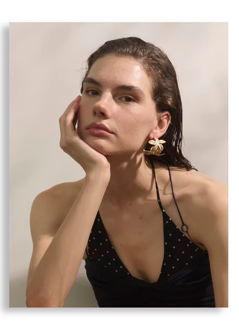 Fiora Hoop Earrings