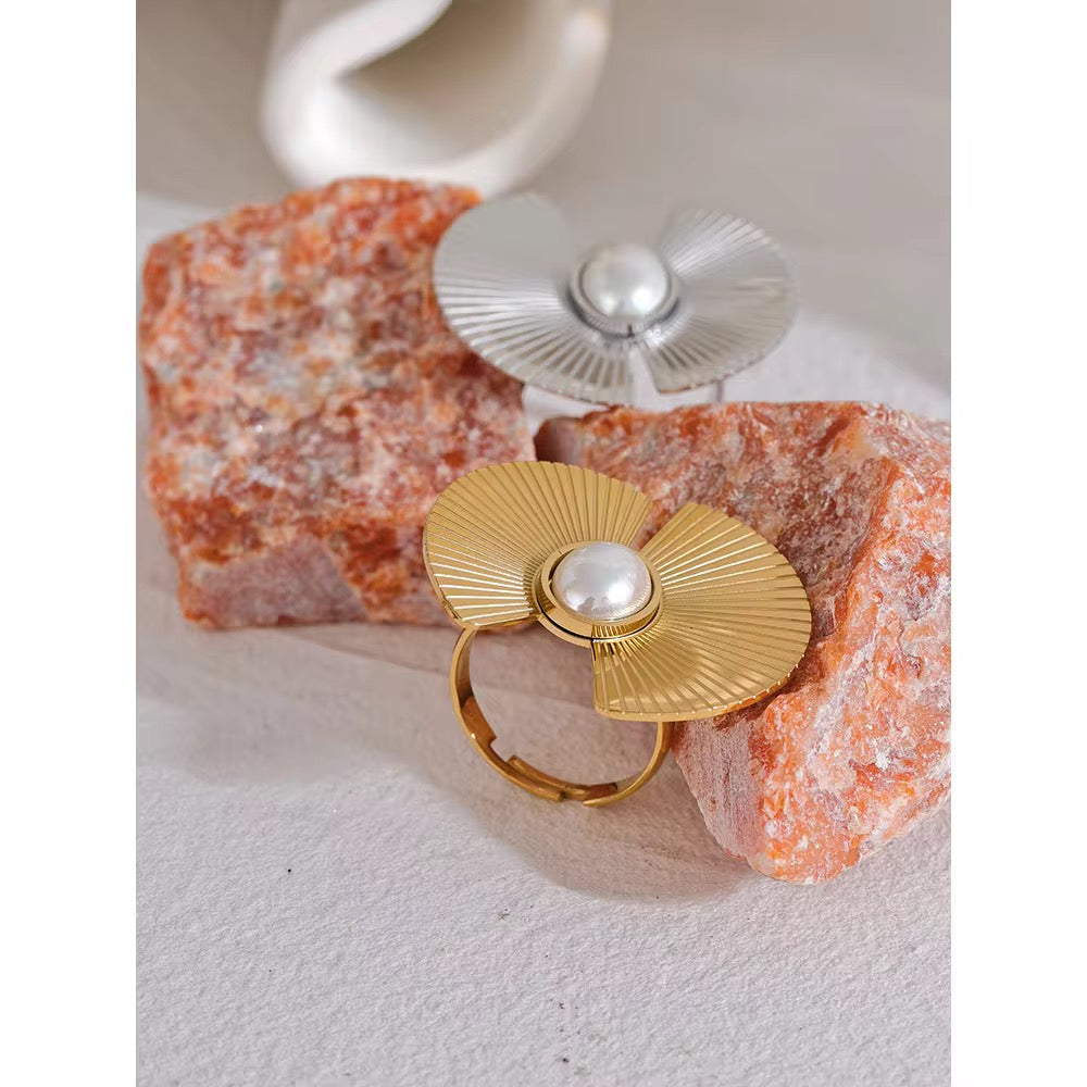 Zoha Ring