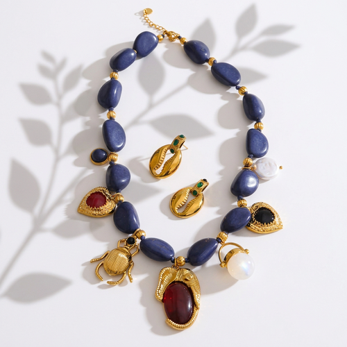 Begum Necklace and Earring Set