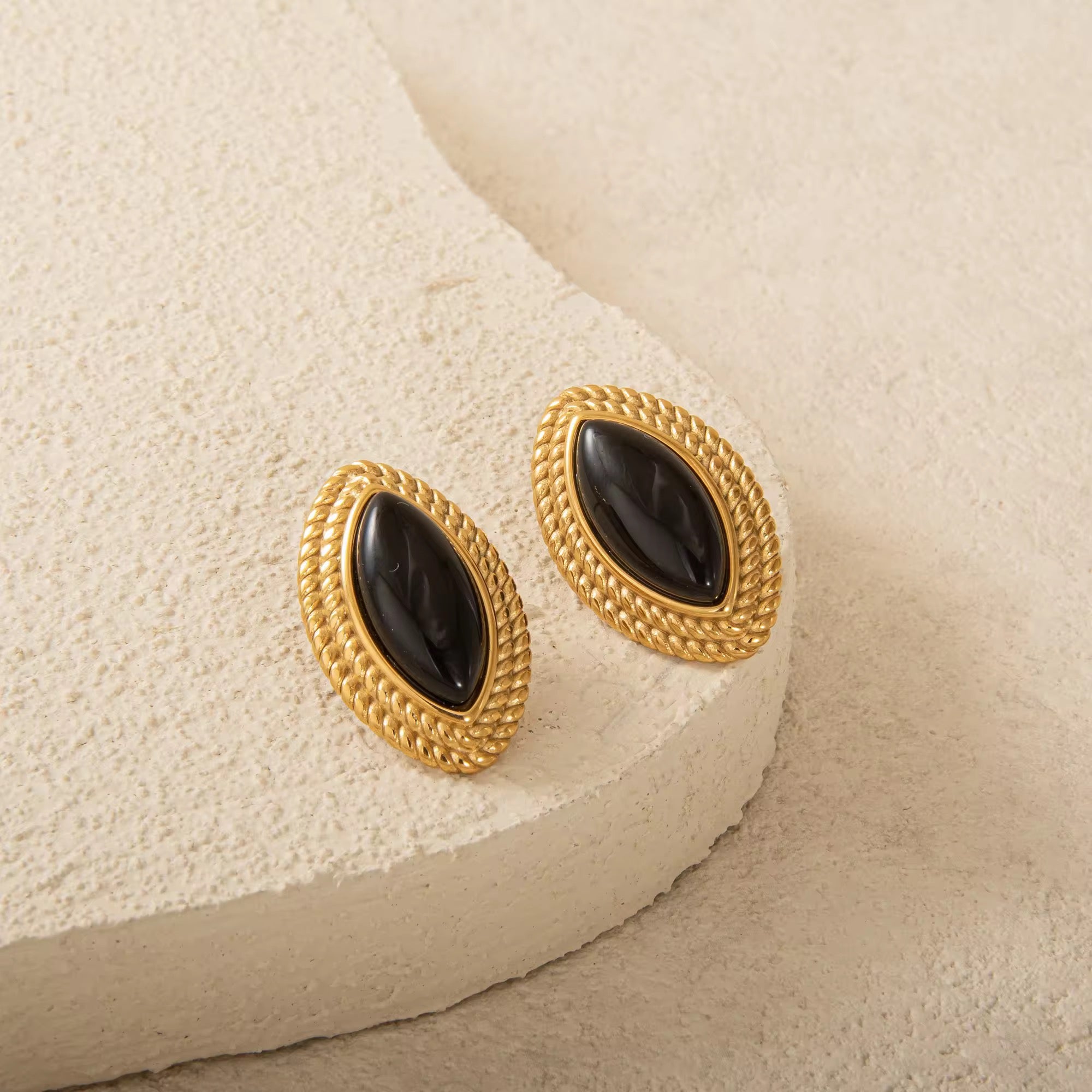Orla Studs