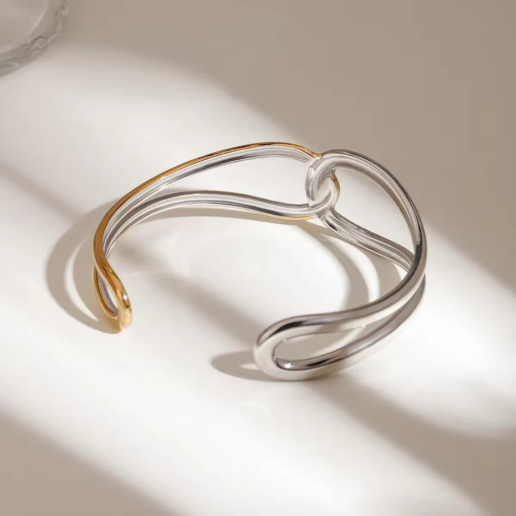 Interlock Bracelet