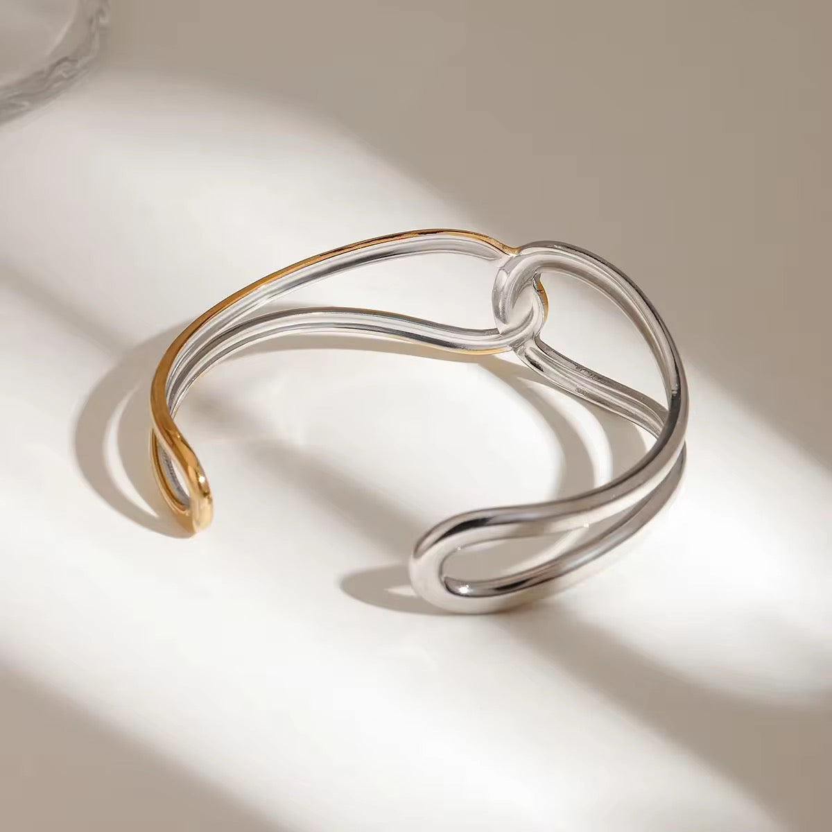 Interlock Bracelet