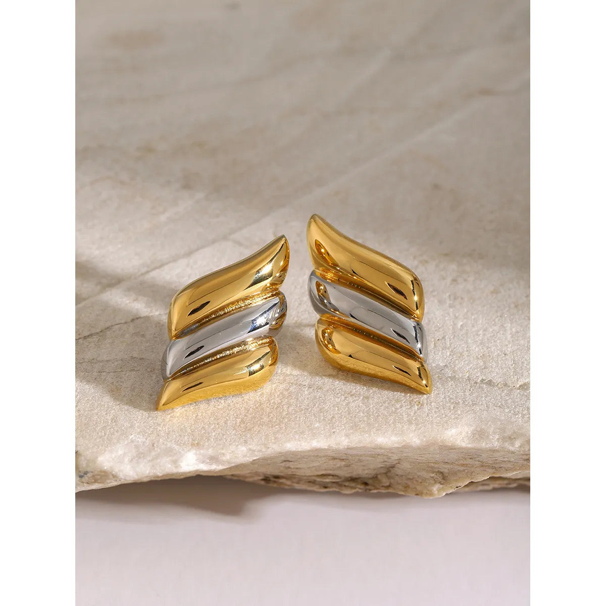 Two Tone Ripple Studs