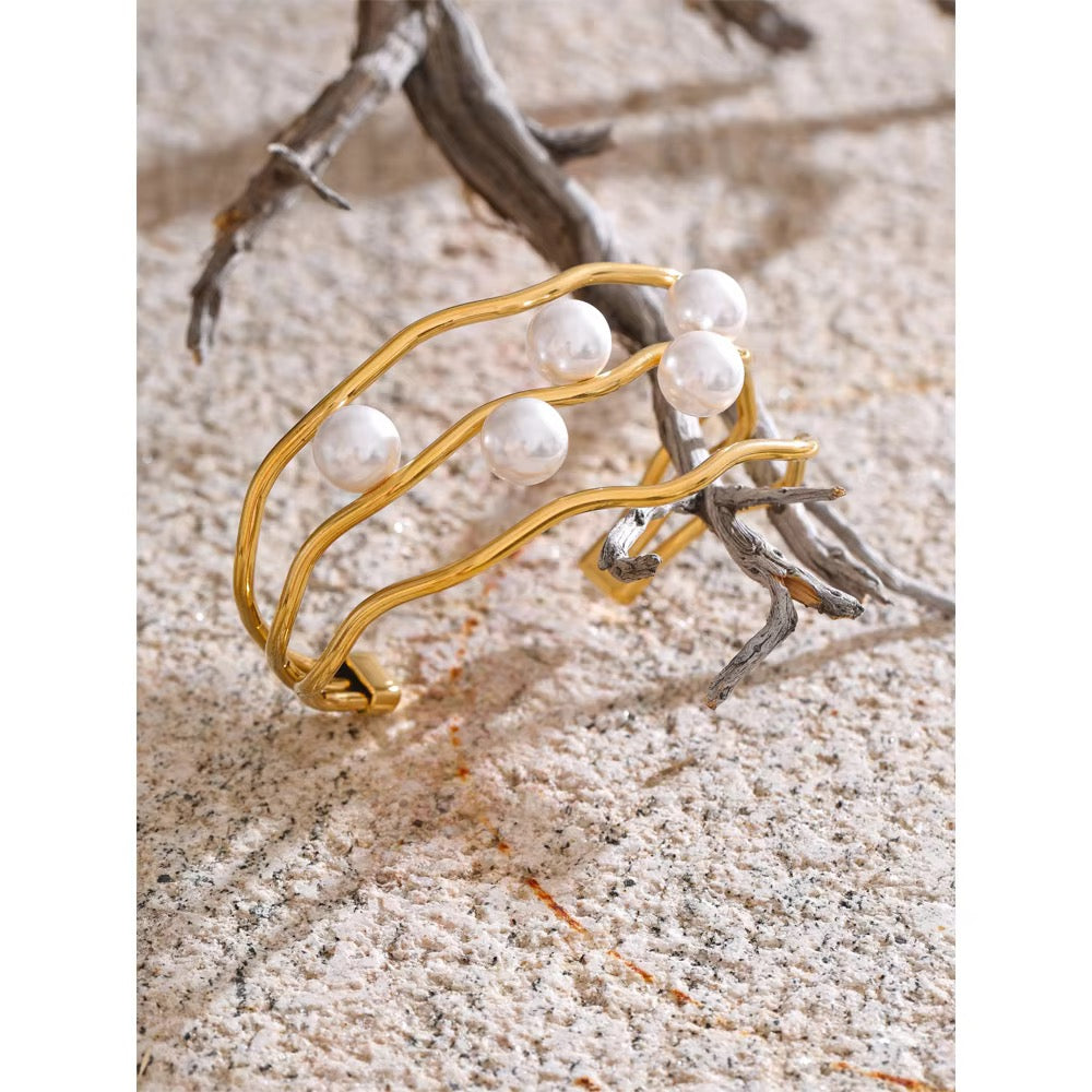 Bellini wavy pearl cuff bracelet by Navera Jewels