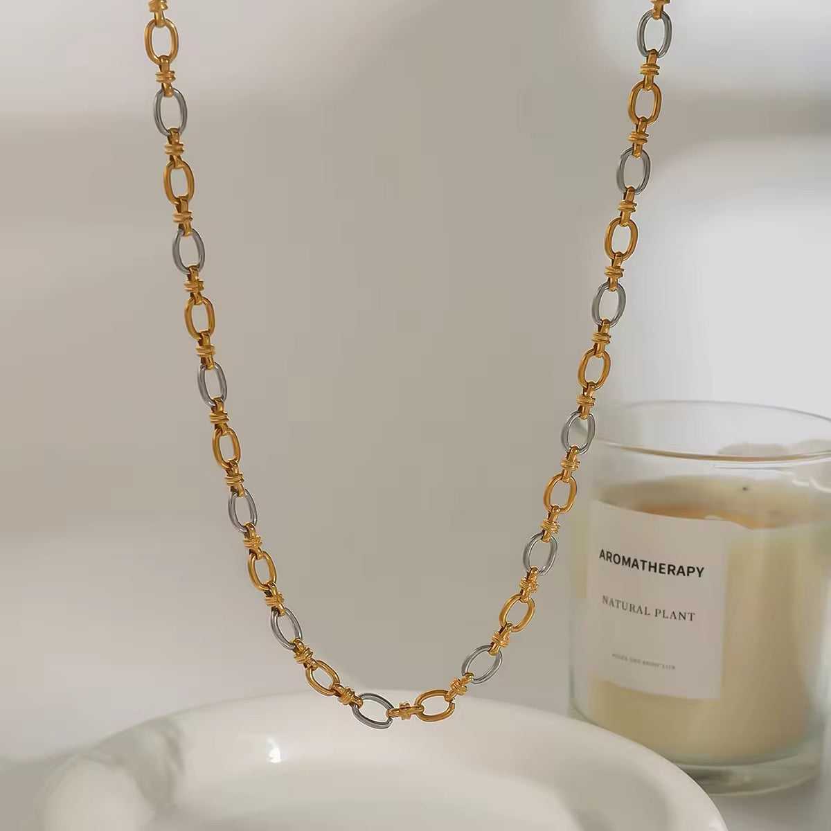 Arden Chain Necklace