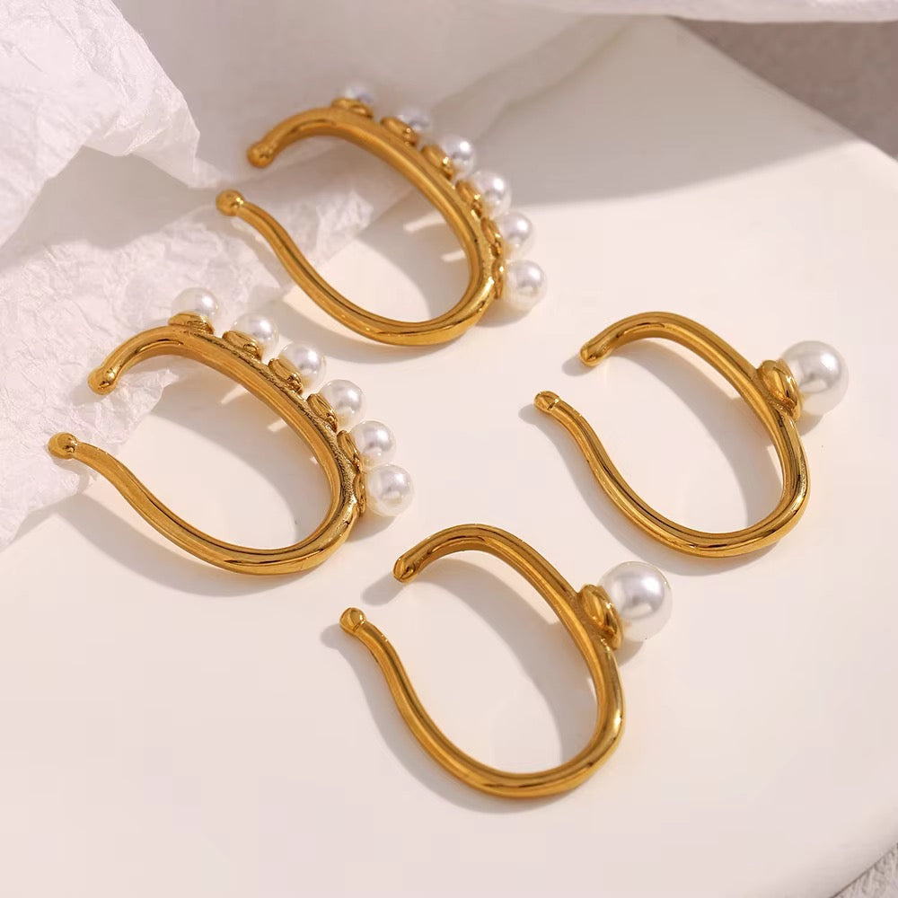 Perlina Pearl Ear Cuff