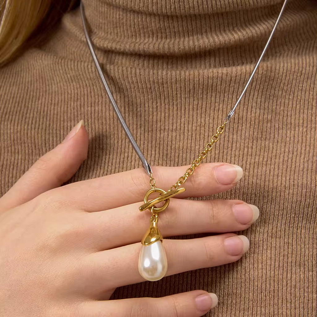 Elowen Necklace