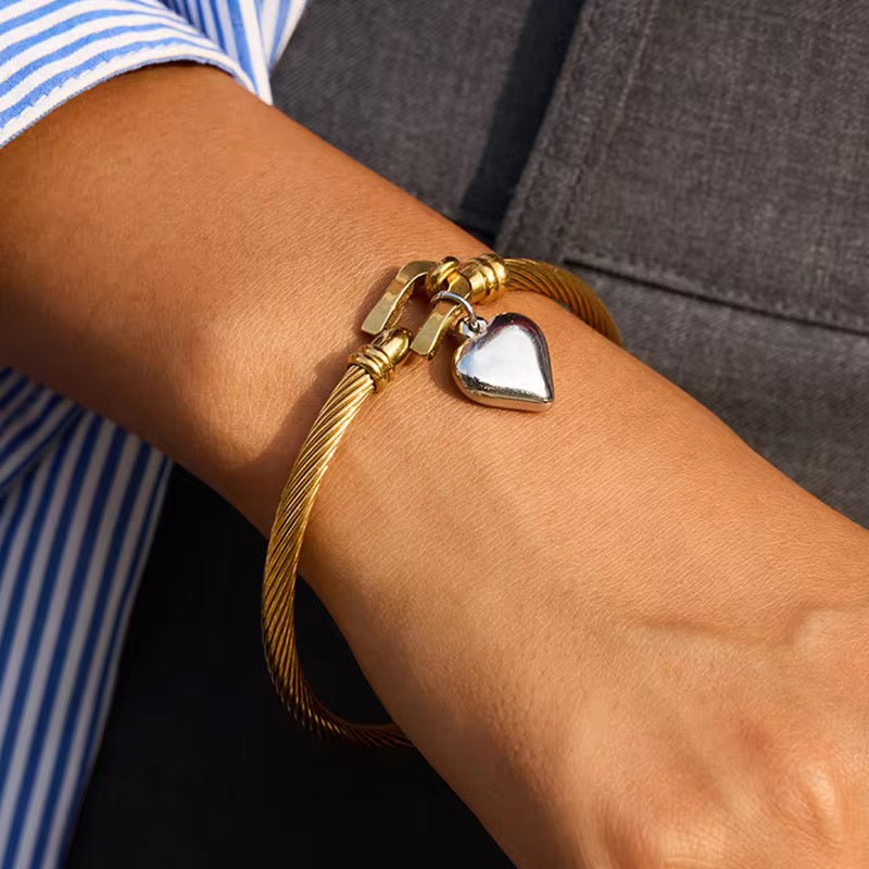Heartline bracelet