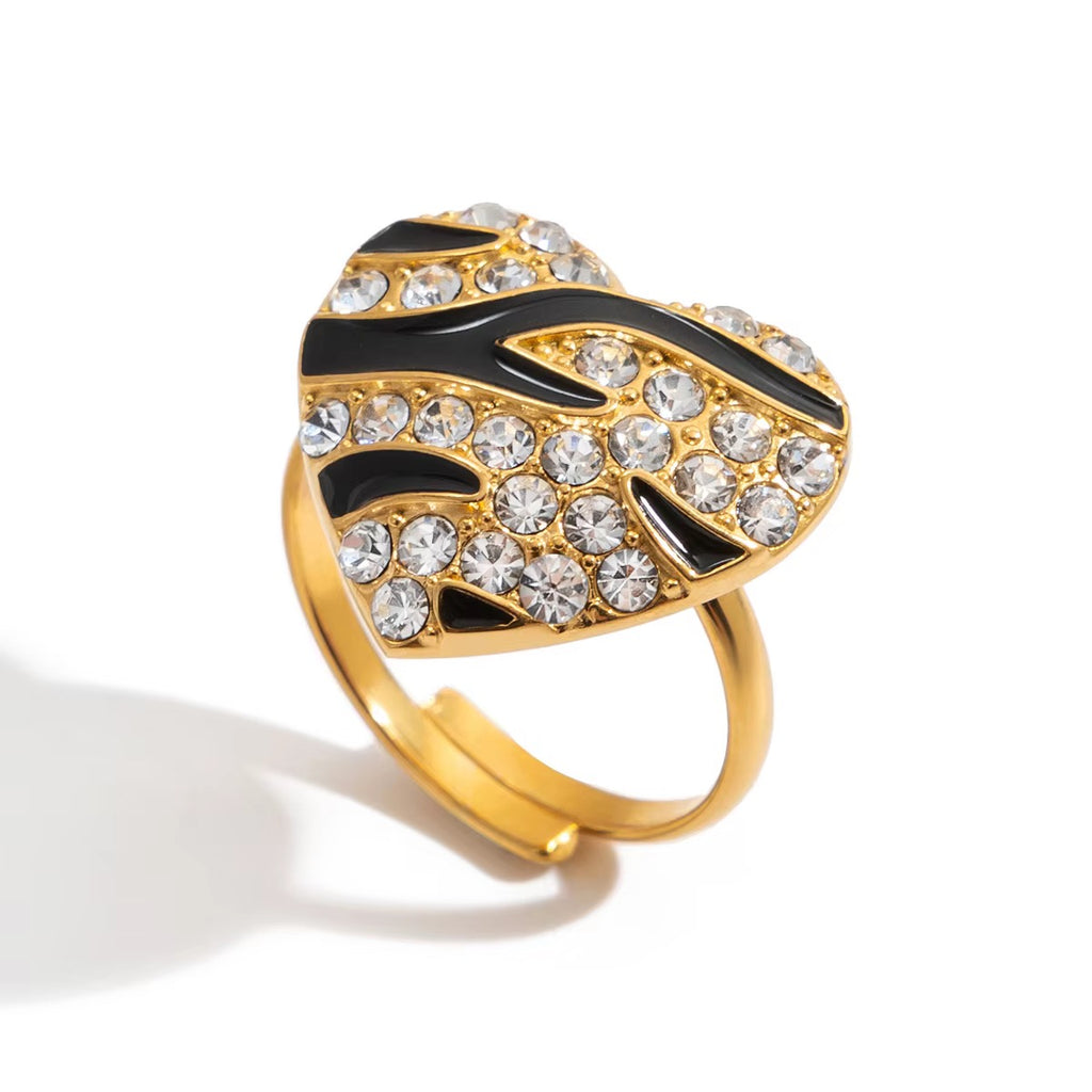 Ruhi Crystal Heart Ring