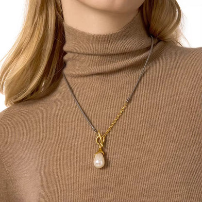 Elowen Necklace