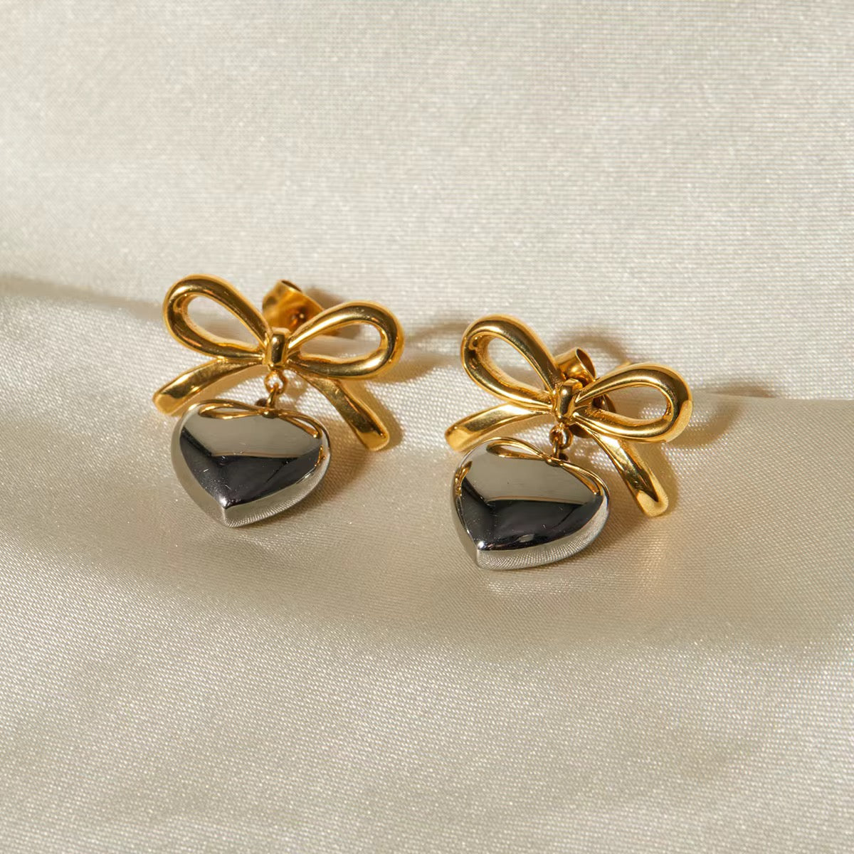 Beau Bow Earrings