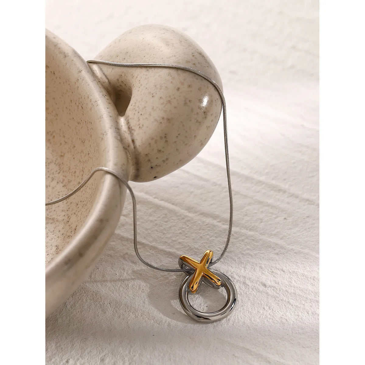 XO Knot Necklace