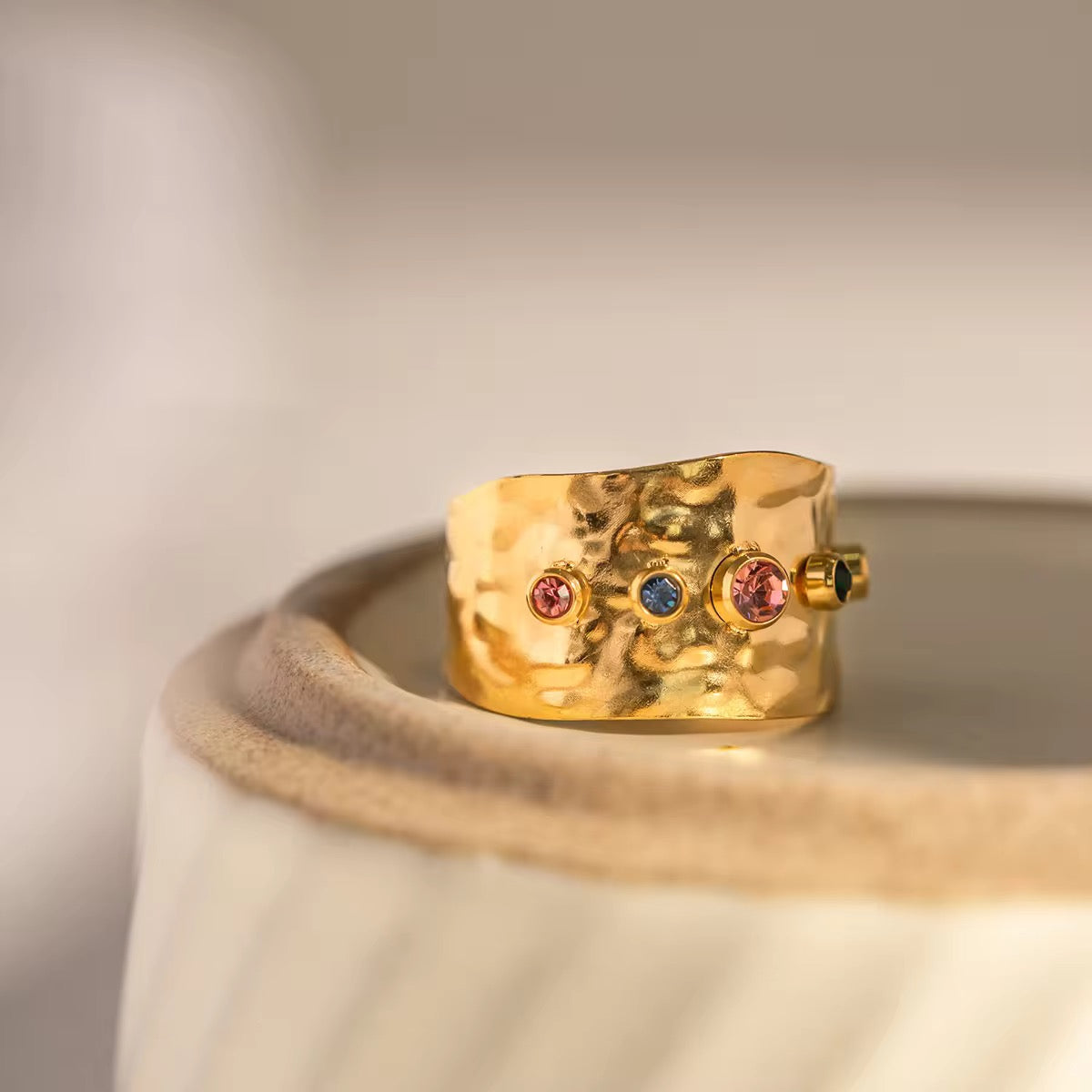 Auri Ring