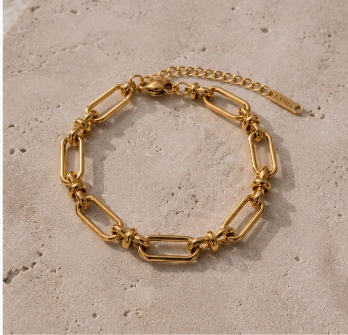 Noor Link Bracelet