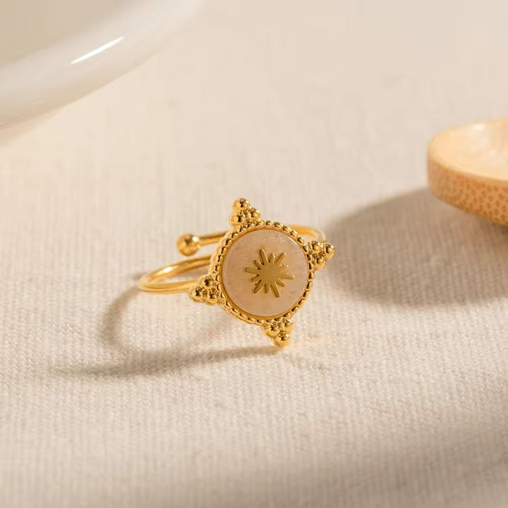 Solea Ring