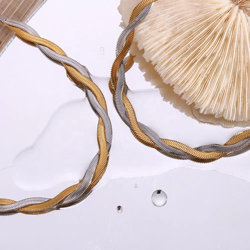 Harmony Twist Bracelet
