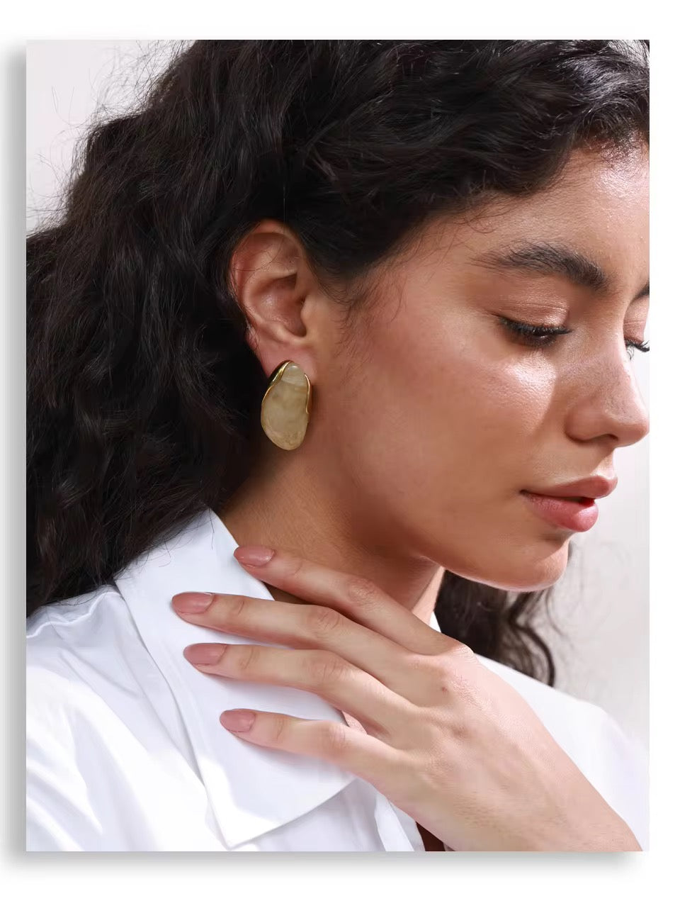 Soirée Resin Stud Earrings
