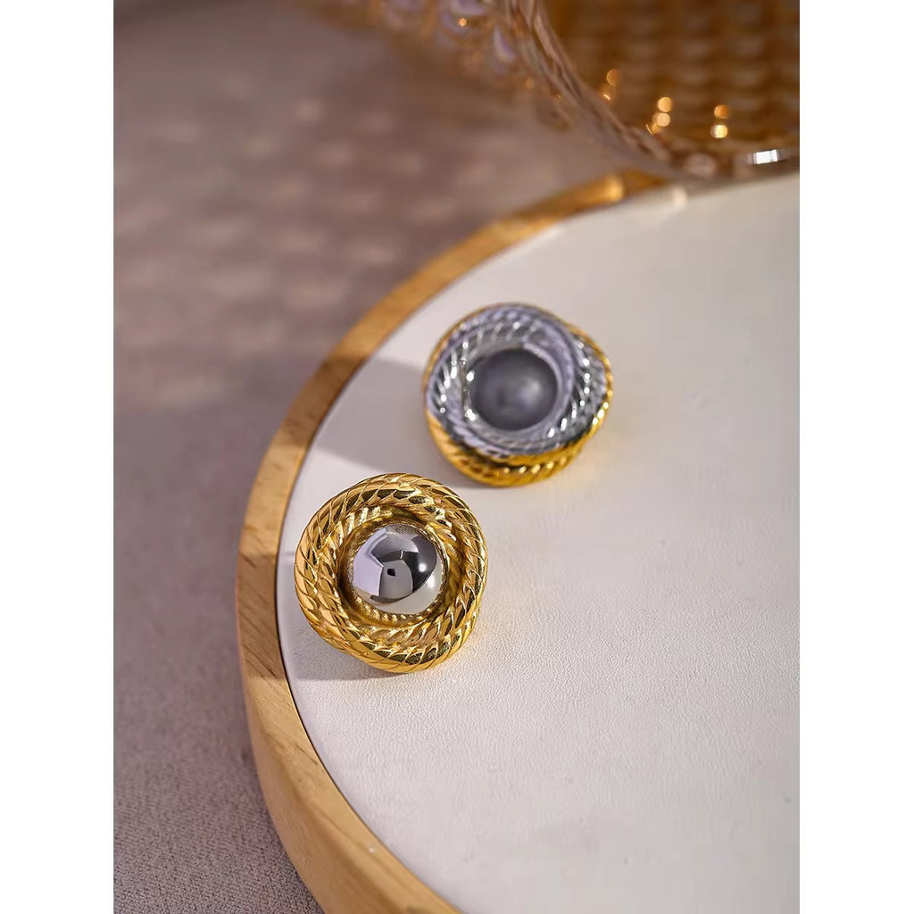 Bianca Studs