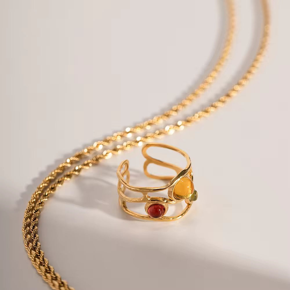 Nouve Ring
