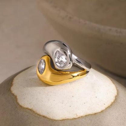 Yin & Yan crystal ring