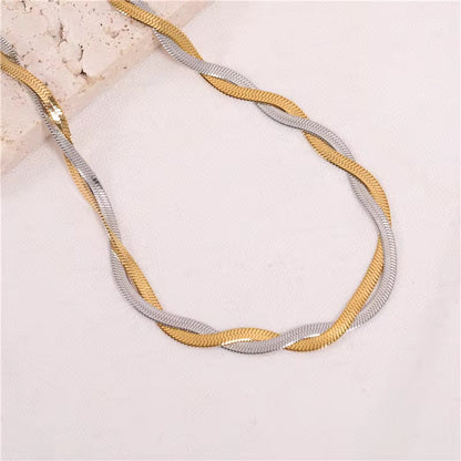 Elara Necklace