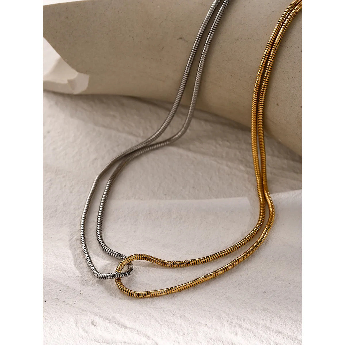 Elara Chain Necklace