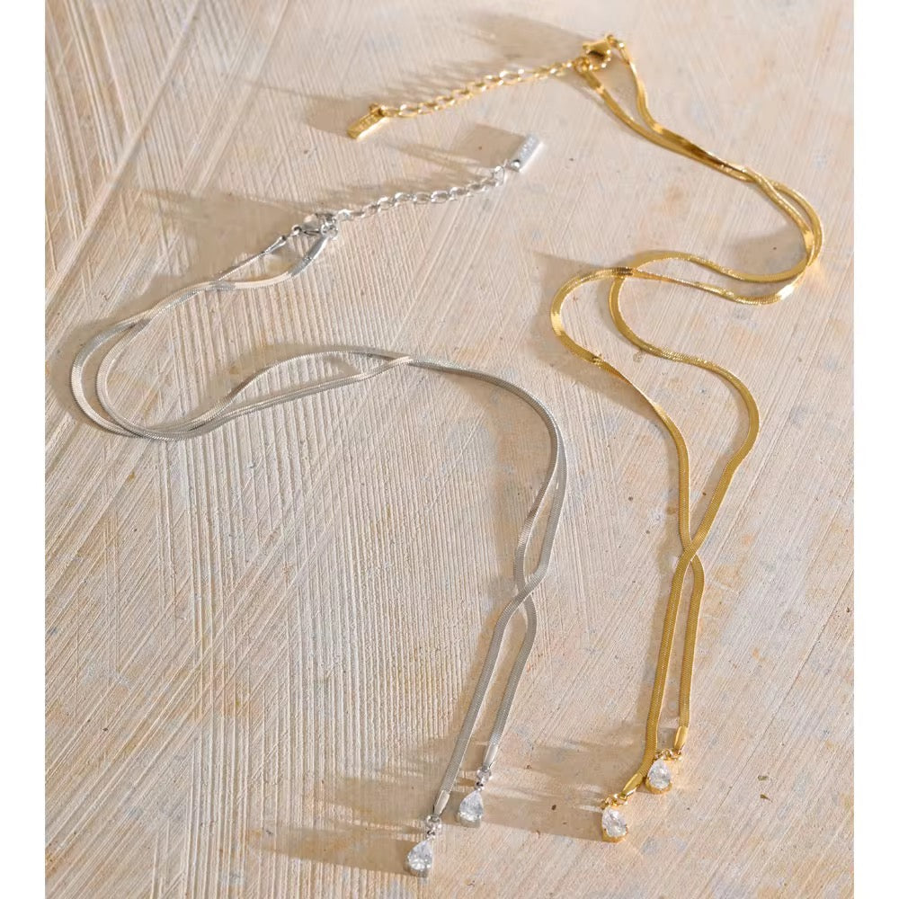 Mira Lariat Necklace