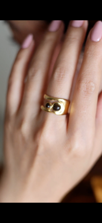 Urban Rani Mocha Curve Ring