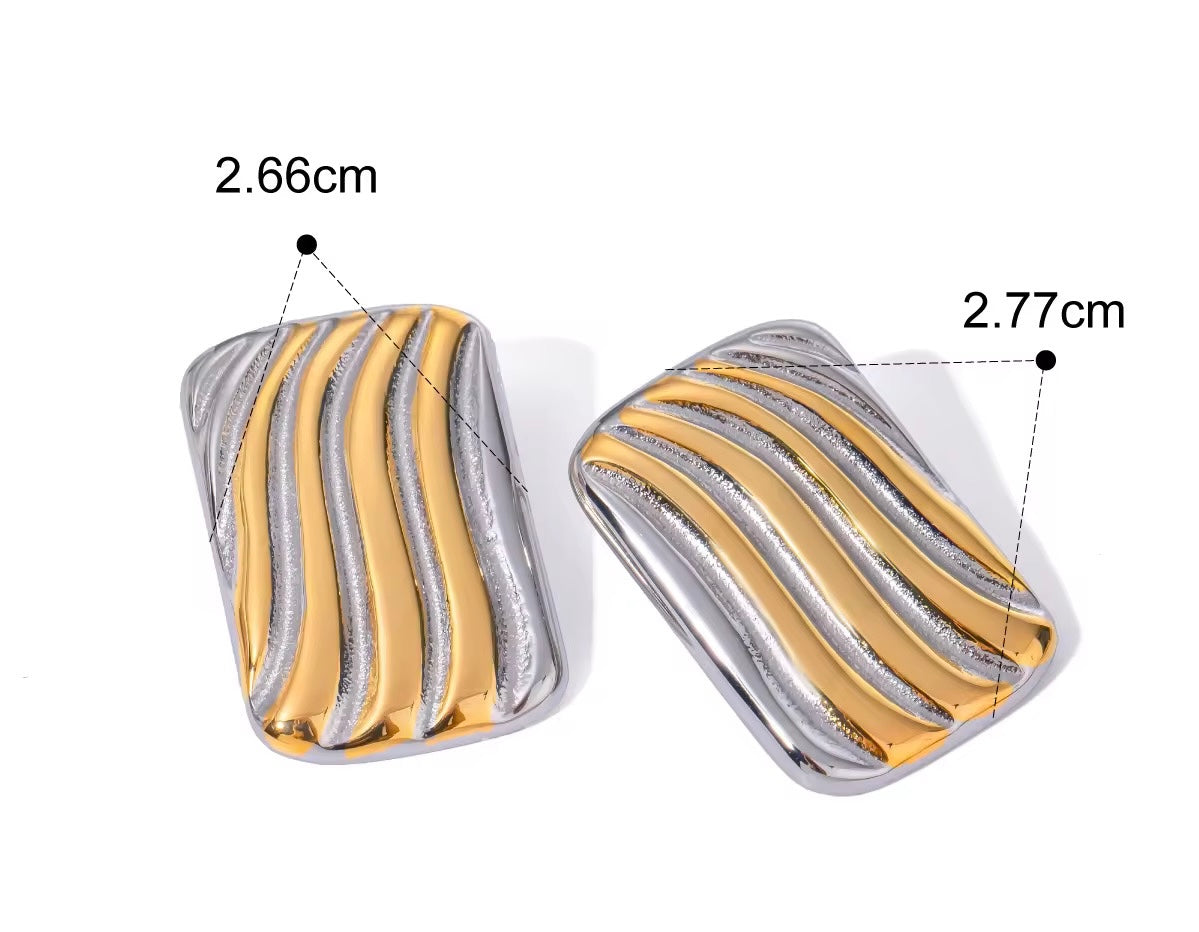 Fluted Studs