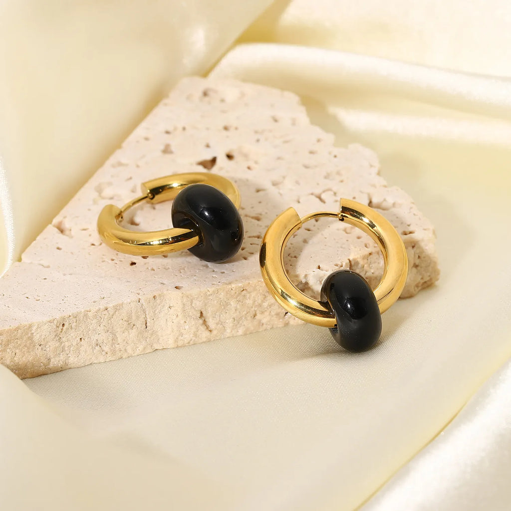 Kyra Hoops